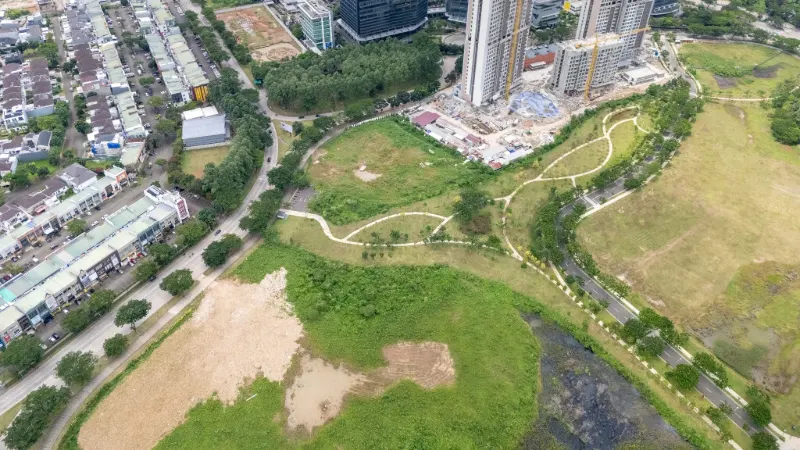 Foto udara area Blok E Escala Alam Sutera di sisi selatan kawasan